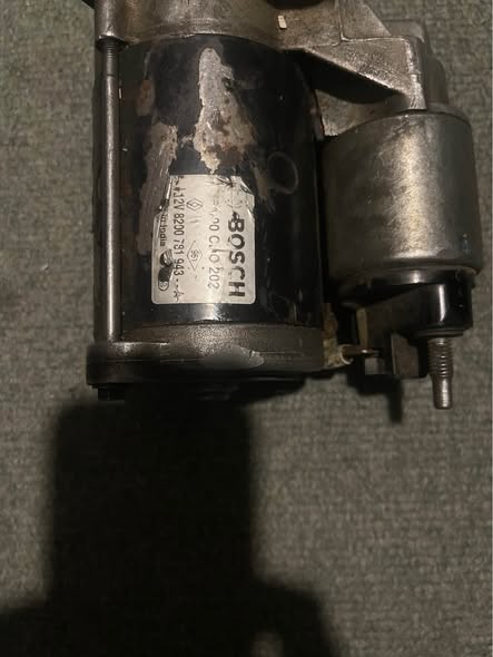 Toyota Quantum starter motor 2.5 photo 1
