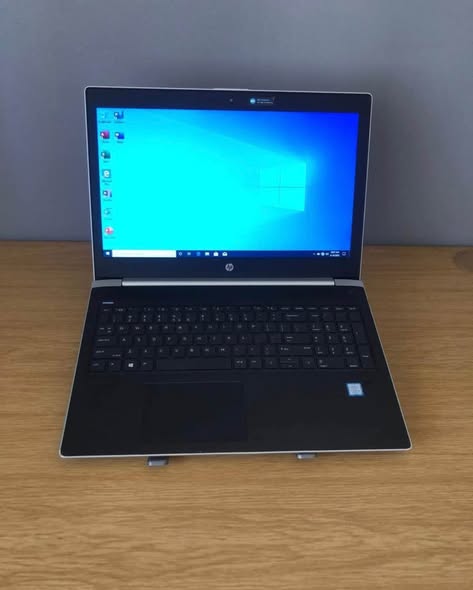 Hp Laptop photo 2