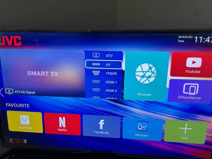 Smart Jvc 43inch Tv photo 1