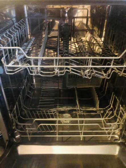 Samsung dishwasher photo 3