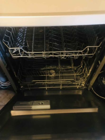 Samsung dishwasher photo 4