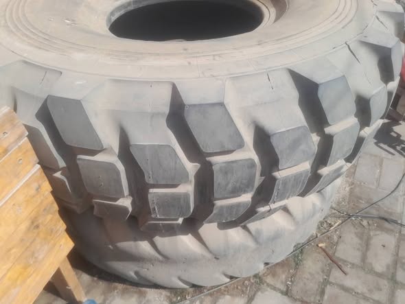 Michelen tyre photo 2