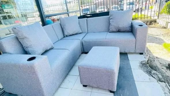 L Shape Couch photo 3