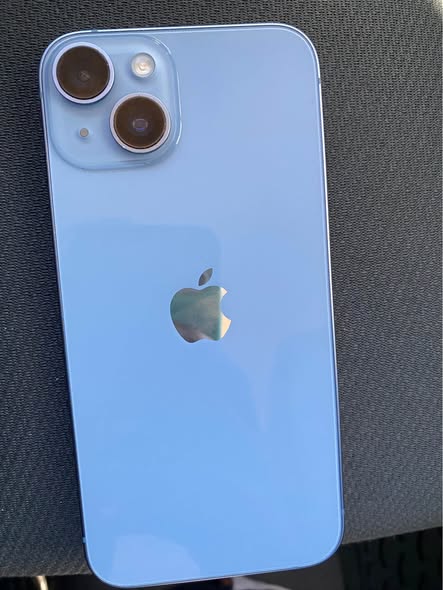 iPhone 14 photo 2