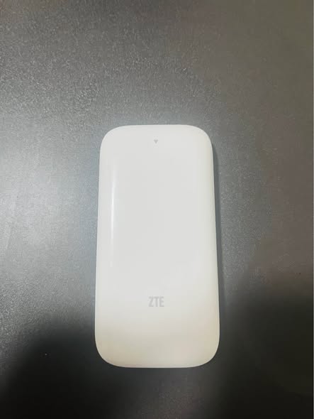 Pocket WiFi photo 2