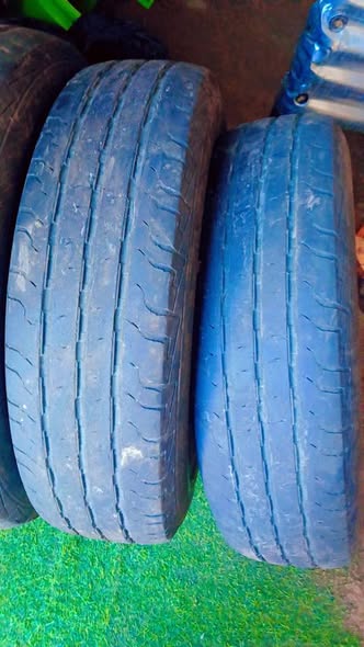 Toyota quantum tyres photo 4