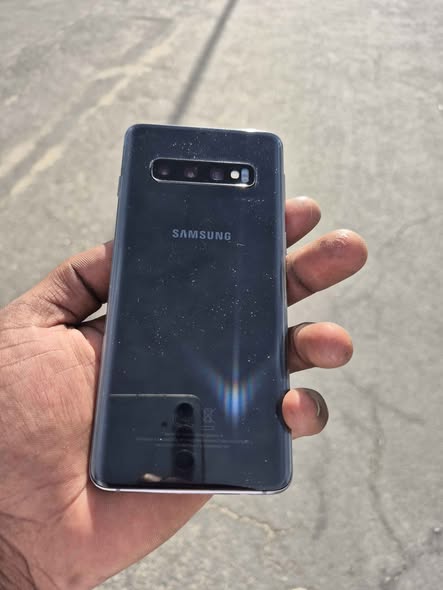 Samsung galaxy s10 photo 3