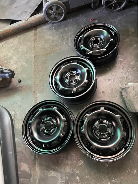 14 inches Heavy duty Polo/Jetta universal rims photo 4