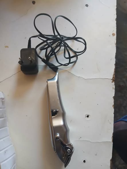 Hair clipper photo 1