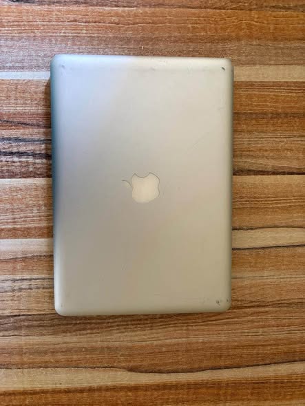 MACBOOK PRO photo 3