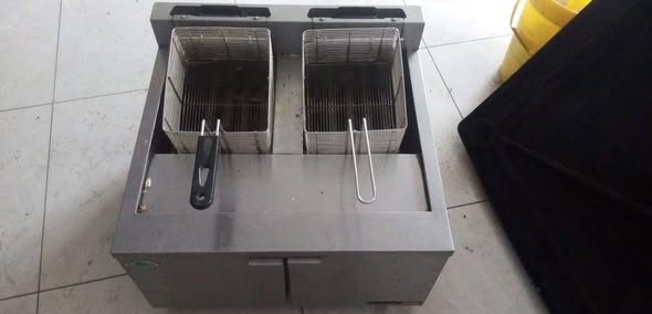 2 Chips machine Gas and electricity photo 2