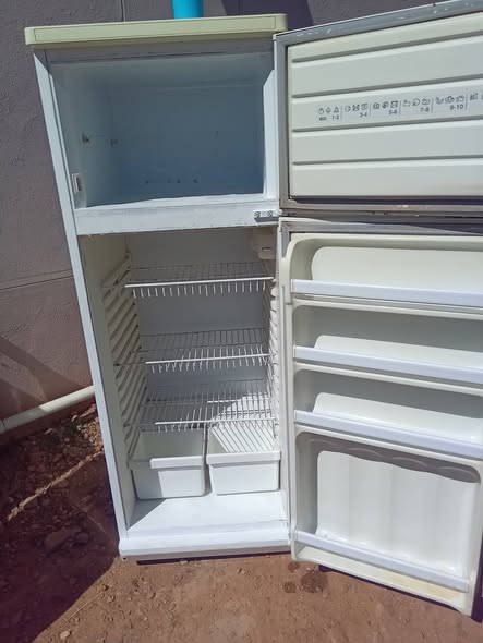 Top freezer photo 1
