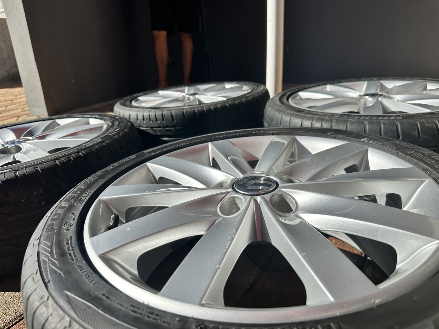 Golf original 17” rims and tyres for sale photo 1