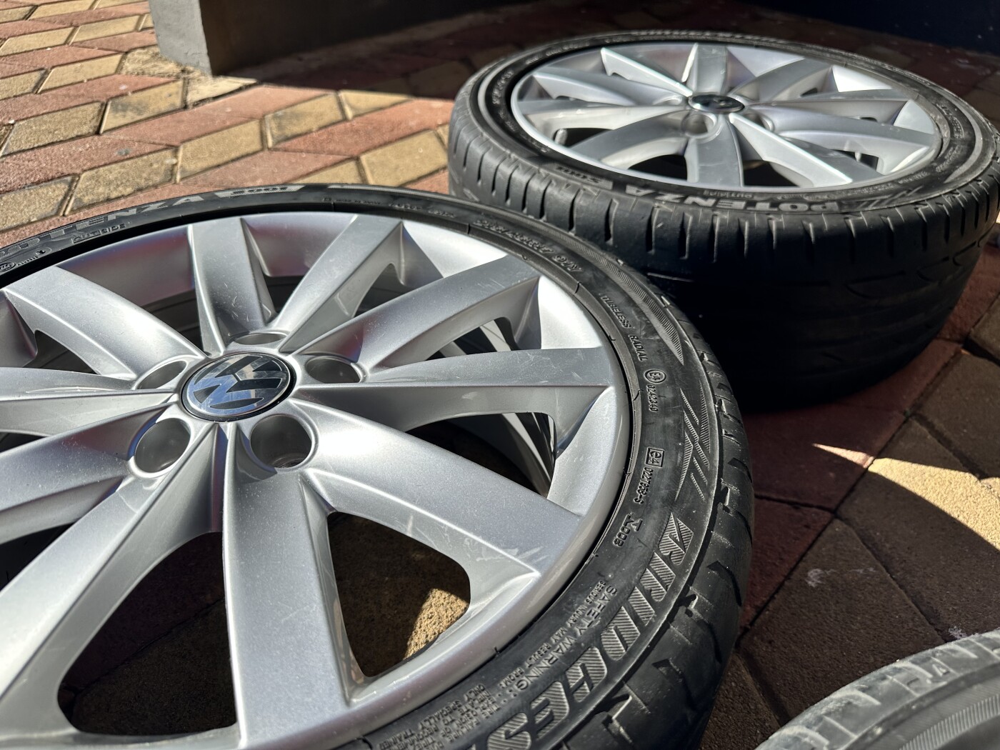Golf original 17” rims and tyres for sale photo 3