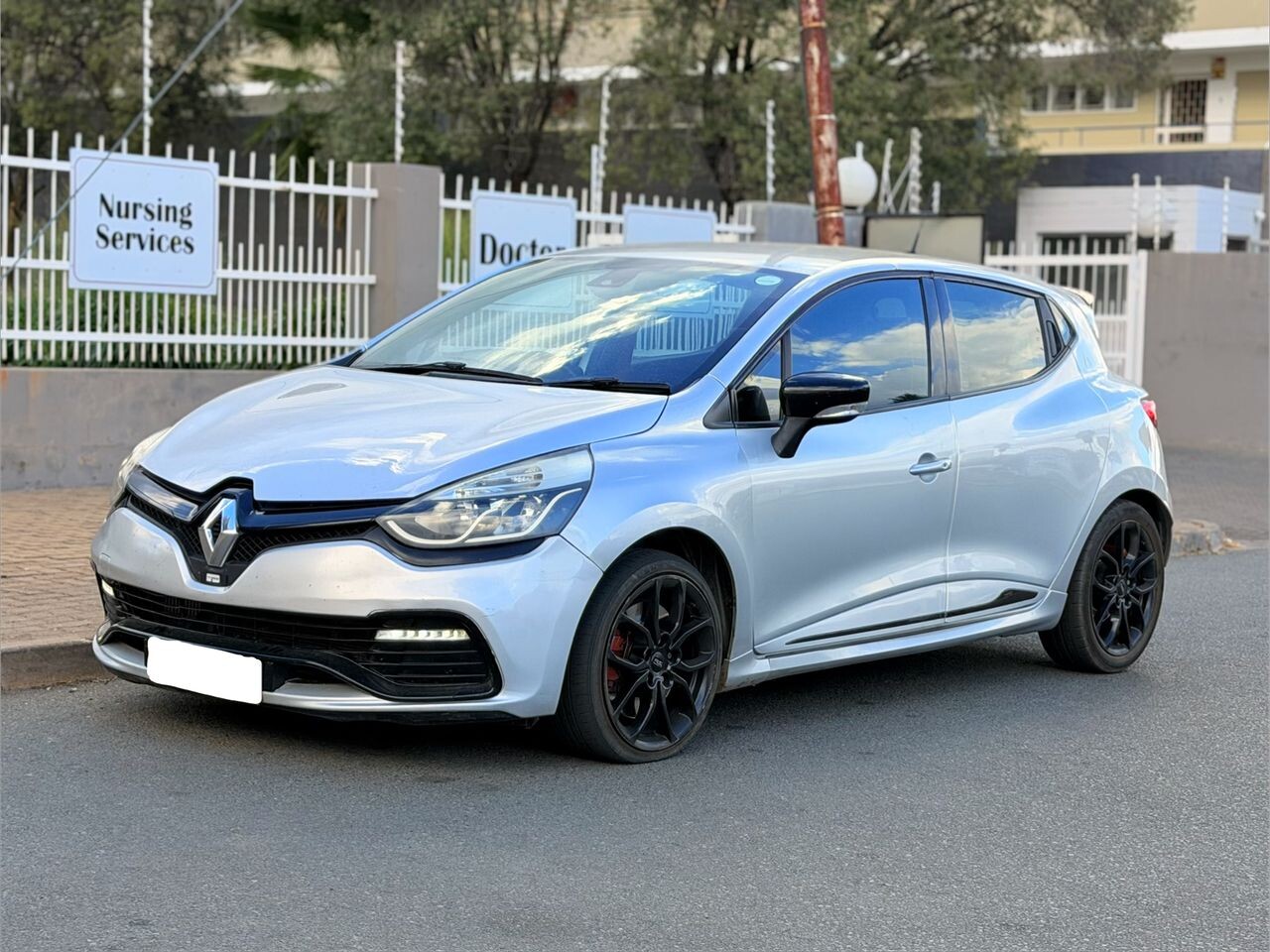Clean Renault RS photo 8