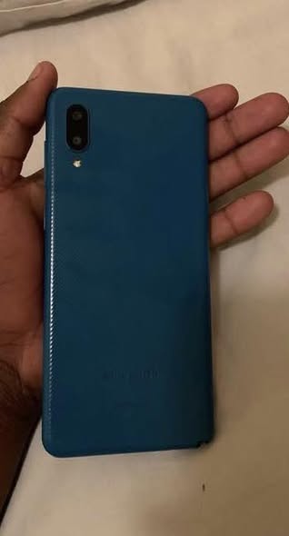 SAMSUNG GALAXY A02 photo 2