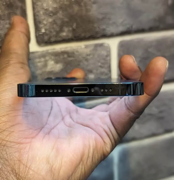 iPhone 12 Pro photo 4