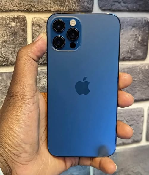 iPhone 12 Pro photo 1