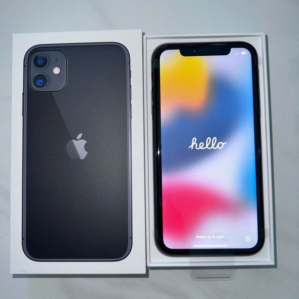 iPhone 11 128GB photo 1
