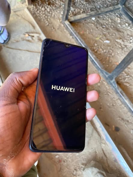 HUAWEI P30 LITE photo 3