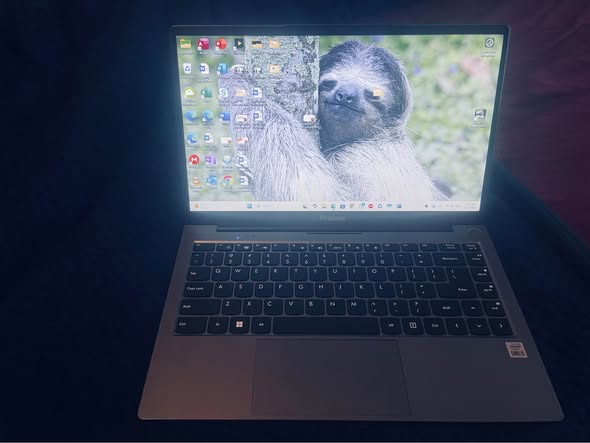 Proline V146 Laptop photo 1