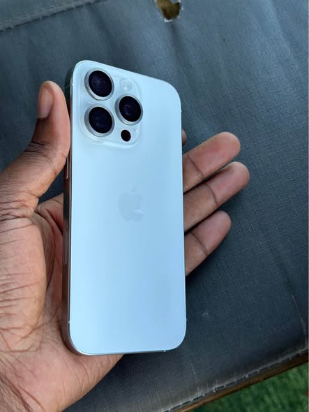 iPhone 16 pro photo 2