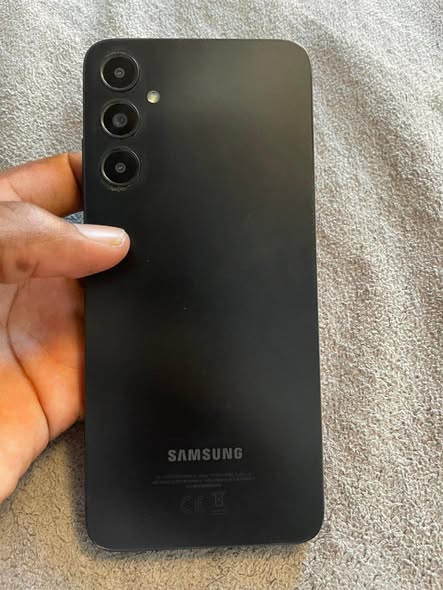 Samsung A05s photo 2