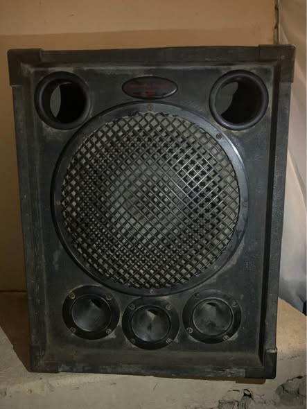 Juxebox speaker photo 2