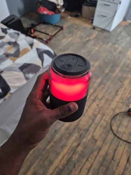 Volcano Bluetooth speaker photo 3