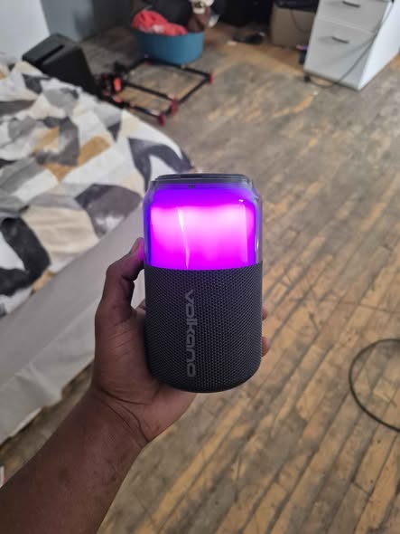 Volcano Bluetooth speaker photo 1