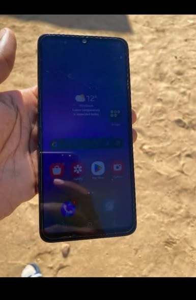 Samsung A05 photo 2