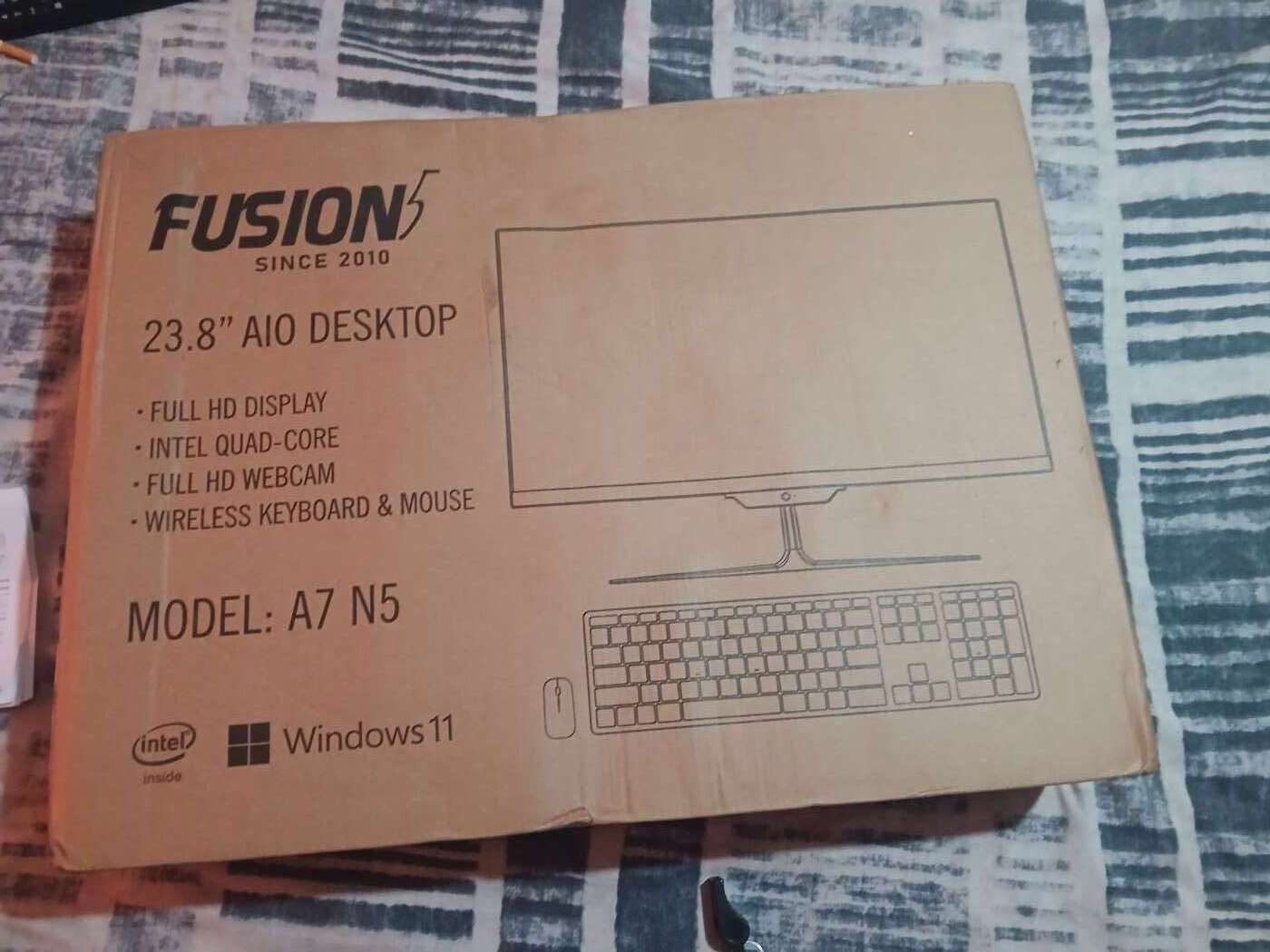 Fusion 5 inbuild desktop computer photo 1