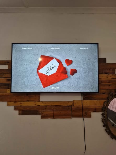 Sinotec 65 inch smart tv photo 1