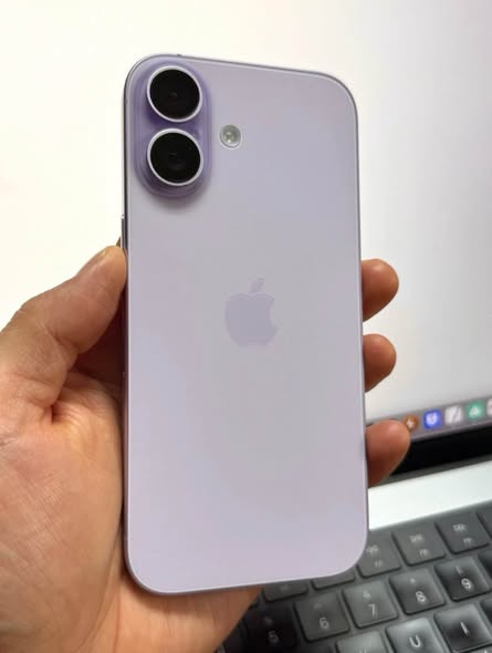 iPhone 17  256 gb photo 1
