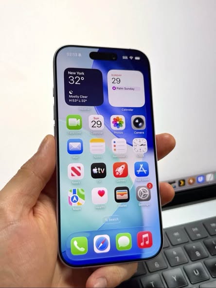 iPhone 17  256 gb photo 3