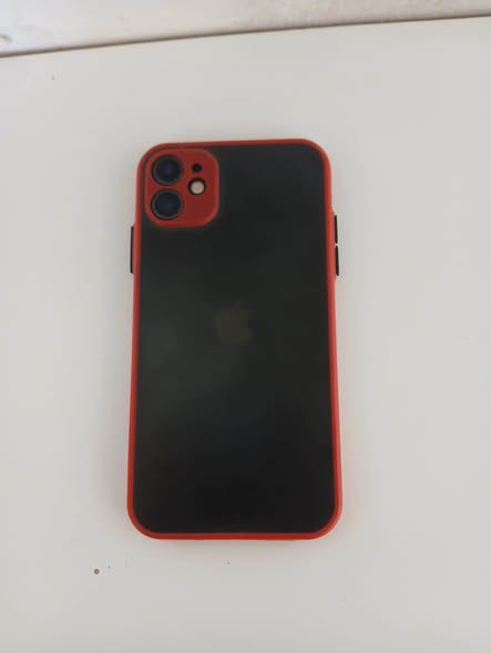iPhone 11 photo 5