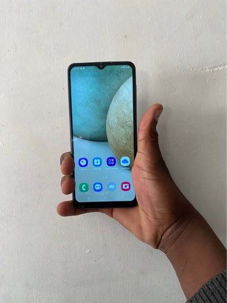 Samsung A12 photo 4