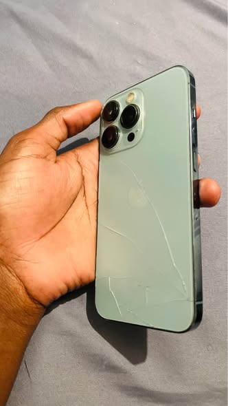iPhone 13 Pro photo 1