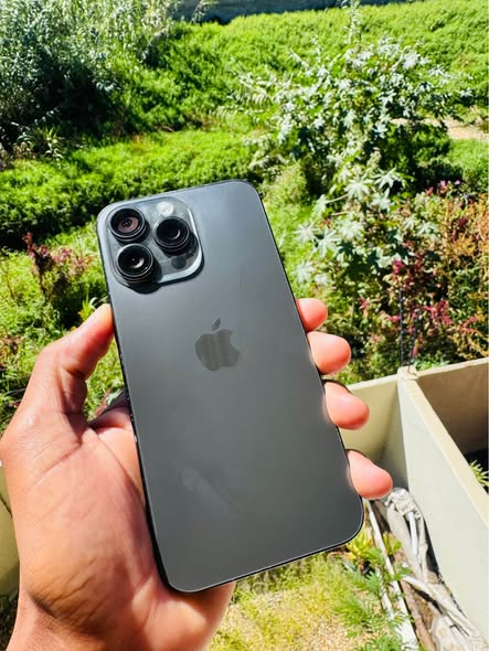 iPhone 15 pro max 256GB photo 3