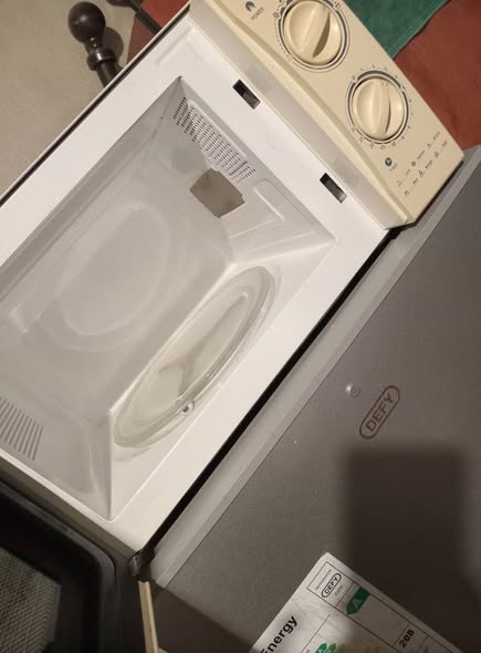 Microwave photo 3