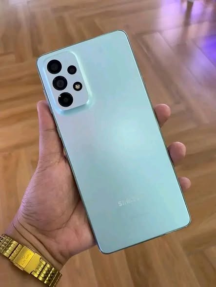 SAMSUNG GALAXY A73 photo 1