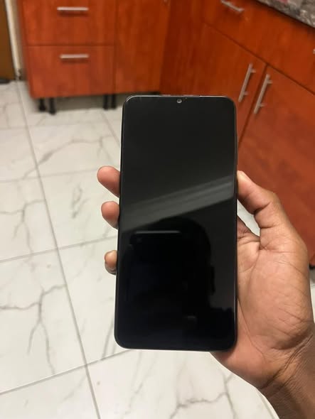 Samsung A04 photo 3