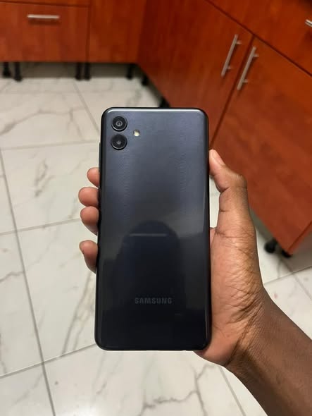 Samsung A04 photo 4