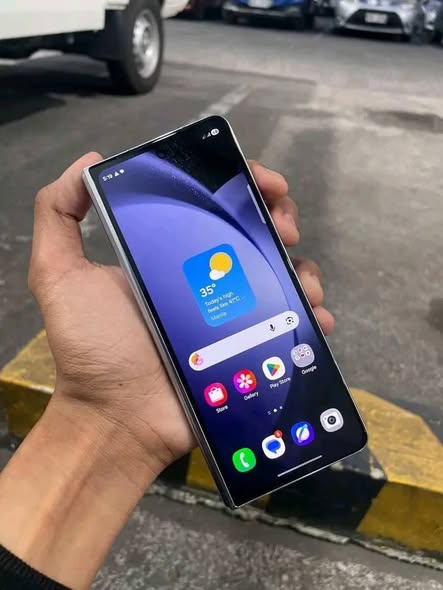 Samsung Z Fold 5 256gb photo 1