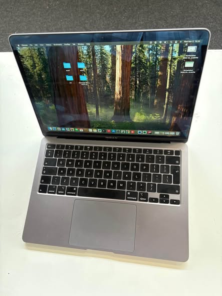 MacBook Air M1 photo 4