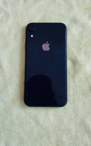 IPhone xr photo 1