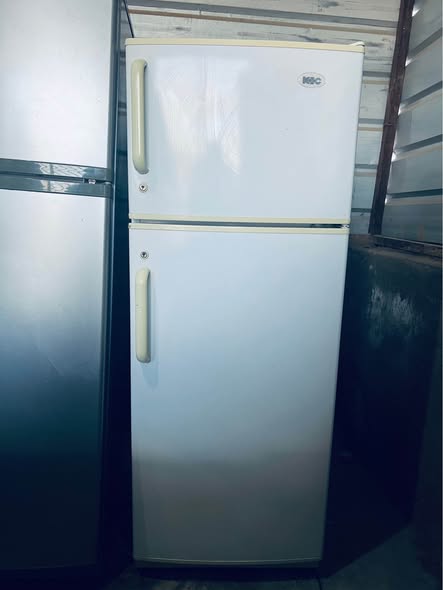 White KIC Fridge photo 4