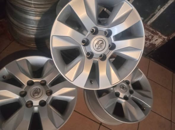 Beautiful 17inches Rims photo 1