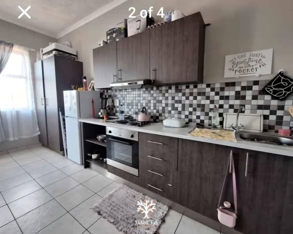 Flat for rent - Windhoek West photo 3