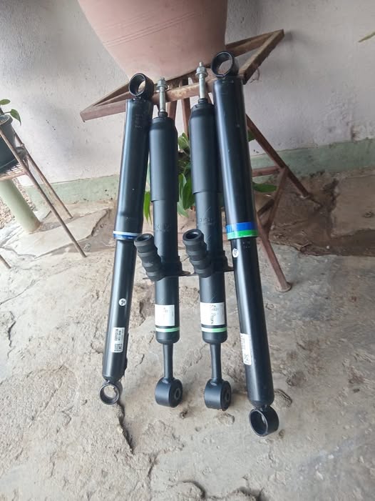 Toyota GD6/D4D original shocks photo 1